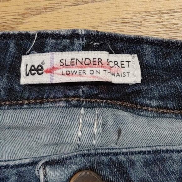 Lee Slender Secret Bootcut Jeans Low Waist Dark Wash Blue Denim Womens Size 14 - Picture 3 of 8